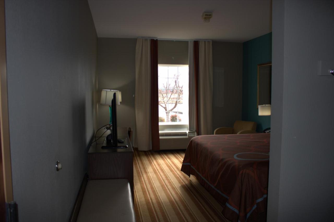 Super 8 by Wyndham Rainsville Eksteriør billede